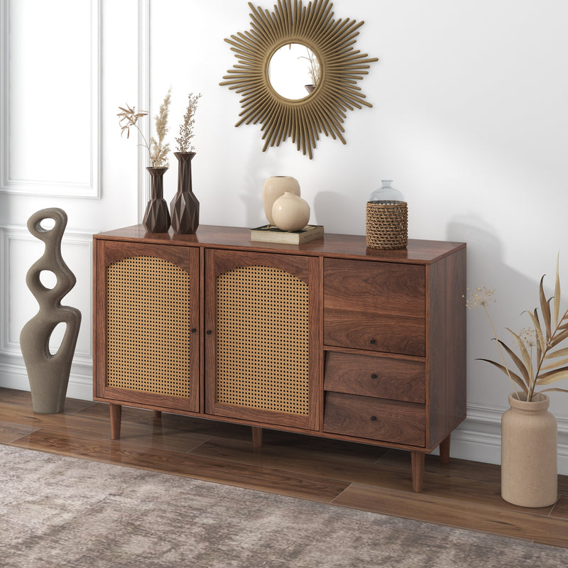 Buffet Style Ferme Moderne en Bois avec Portes en Rotin, Design Irrégulier et Étagères Ajustables (130x40x75.5cm) SCRENKU