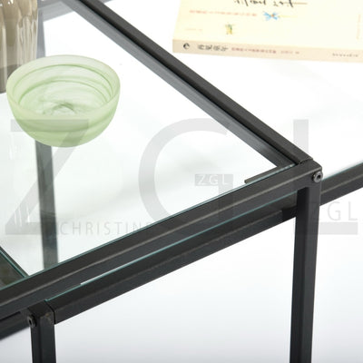 ADOMO GLASS