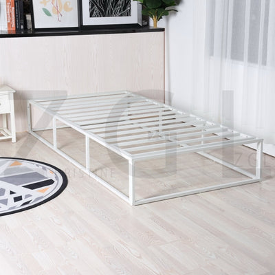 DANKE 1M METAL BED WHITE
