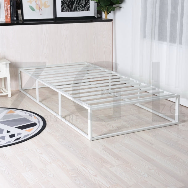 DANKE 1M METAL BED WHITE