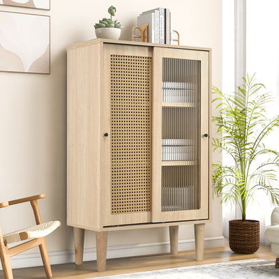 Buffet Haut Moderne en Chêne avec Portes Coulissantes en Verre et Rotin PE BAMPHUDS