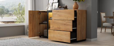 Buffet Contemporain Brun et Noir avec Éclairage LED Smart App, 3 Tiroirs, Porte Vitrée et Rangement Polyvalent GHURGAX