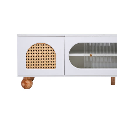 Meuble TV Moderne Blanc et Bois avec Portes en Rotin, Vitrines et Glissières en Verre, HIGILL