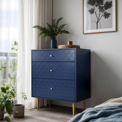 Commode à Tiroirs Bleu Marine avec Motif Écaille de Poisson, Pieds Champagne et Angles Arrondis (H89xL75xP40cm) KAUGZUN