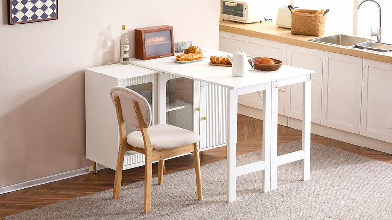 Buffet Extensible Multifonctionnel Blanc avec Plateau Rotatif, Portes Coulissantes en Verre et Pieds Dorés KHUKAET