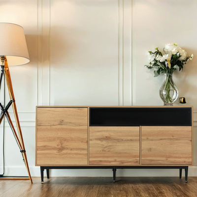 Buffet / Armoire de Rangement Moderne en Bois Naturel avec 3 Portes, Étagères Réglables et Finition Noire (160x35x76cm) OMHAT