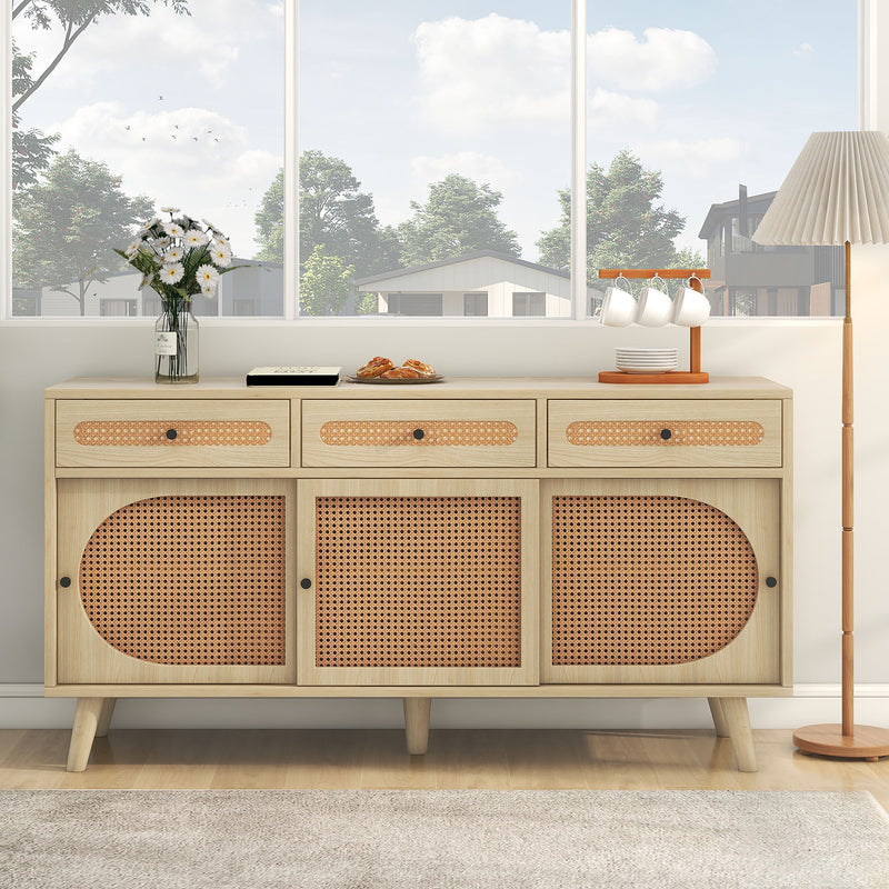 Buffet Chêne Naturel de 140 cm avec Portes en Rotin Synthétique et Rangement Modulable SHAUGRO