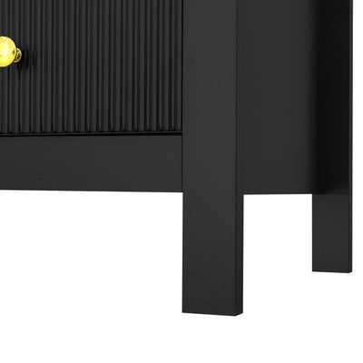 Commode Noire Élégante à 5 Tiroirs avec Surfaces Texturées et Poignées Dorées THRUZETS