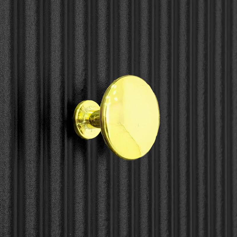 Commode Noire Élégante à 5 Tiroirs avec Surfaces Texturées et Poignées Dorées THRUZETS