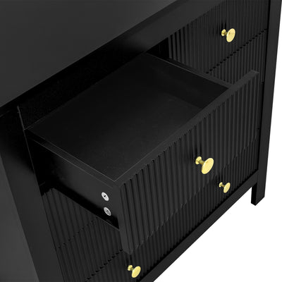 Commode Noire Élégante à 5 Tiroirs avec Surfaces Texturées et Poignées Dorées THRUZETS