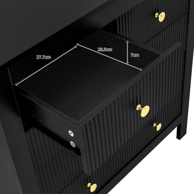Commode Noire Élégante à 5 Tiroirs avec Surfaces Texturées et Poignées Dorées THRUZETS