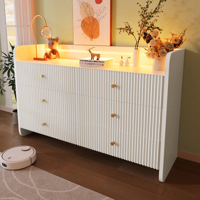 Buffet Blanc Ondulé Moderne avec Éclairage LED Multicolore et 6 Tiroirs Spacieux TRAGVAX