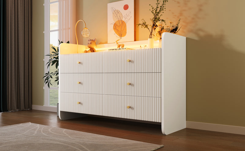 Buffet Blanc Ondulé Moderne avec Éclairage LED Multicolore et 6 Tiroirs Spacieux TRAGVAX