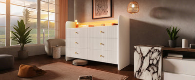 Buffet Blanc Ondulé Moderne avec Éclairage LED Multicolore et 6 Tiroirs Spacieux TRAGVAX
