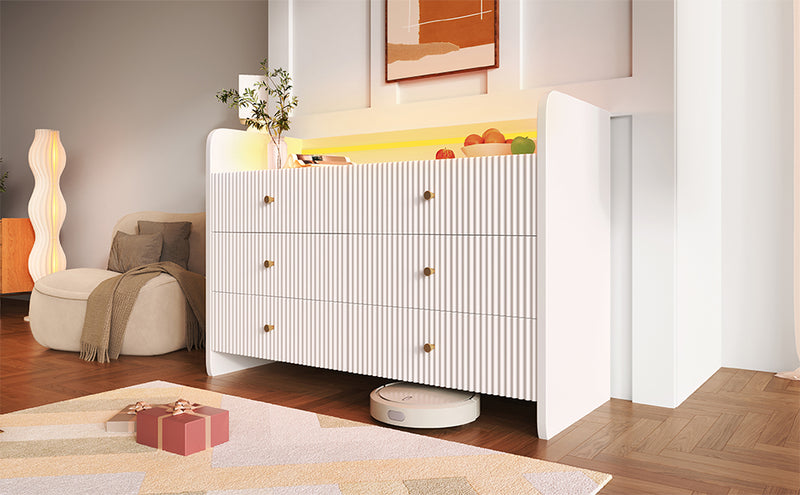 Buffet Blanc Ondulé Moderne avec Éclairage LED Multicolore et 6 Tiroirs Spacieux TRAGVAX