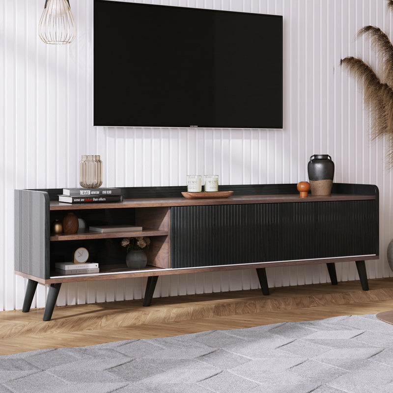 Meuble TV Moderne Noir et Bois avec Portes Coulissantes Rainurées et Rangement Optimisé UNGRUDS