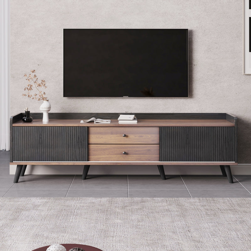 Meuble TV Moderne Noir et Bois avec Portes Coulissantes Rainurées et Rangement Optimisé UNGRUDS