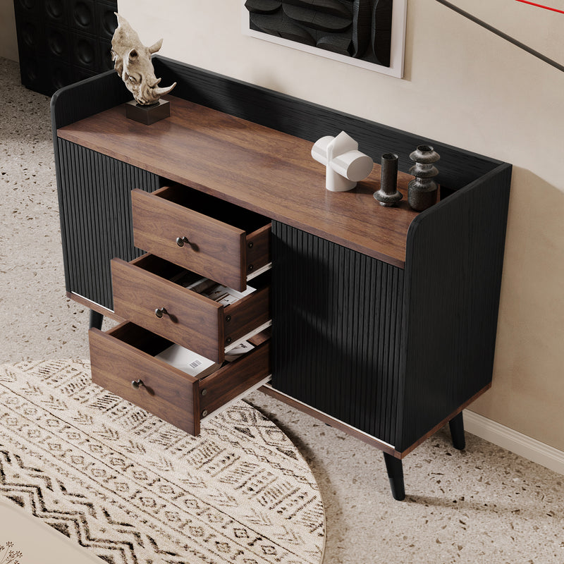 Buffet Moderne Noir et Bois avec Portes Coulissantes Rainurées et Tiroirs de Rangement VEKAID BLACK