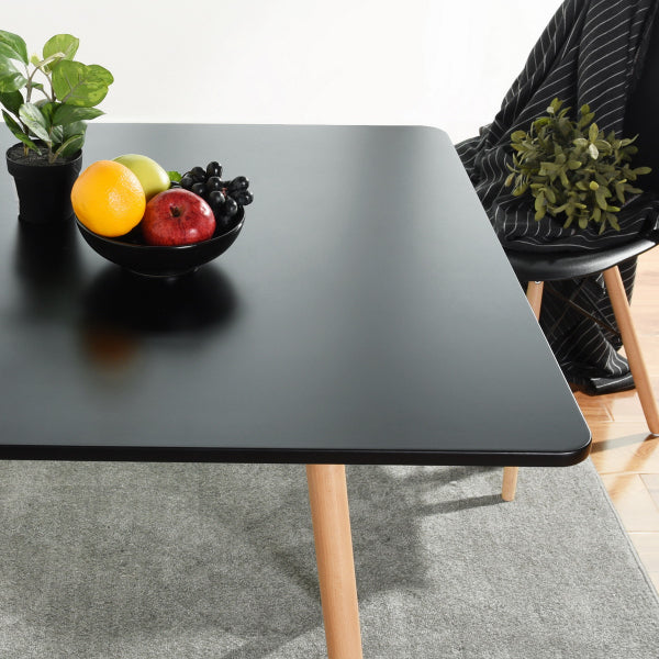 ROOKIE SQUARE TABLE BLACK