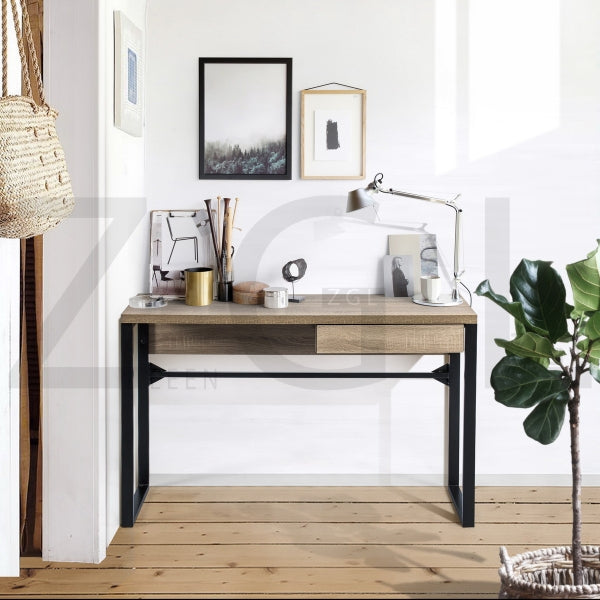 YEDDA COMPUTER DESK A