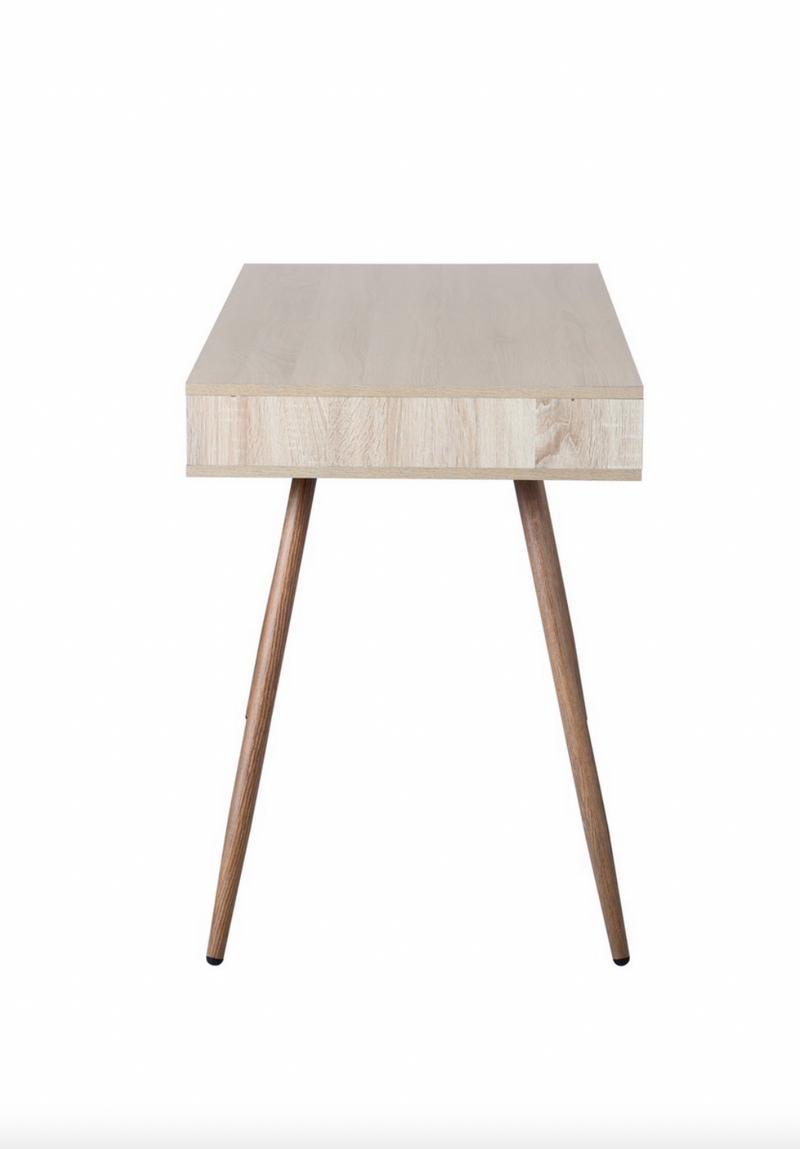 BOSUT - Scandinavian wood desk