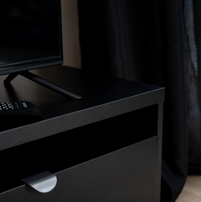 SAMY - TV stand in white Design TV stand with storage in black